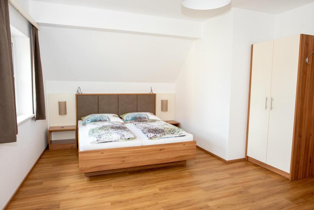 Gaestehaus Schuetz Шпиц Экстерьер фото